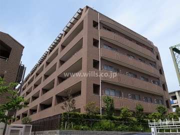 ディーグランセ千里藤白台の外観（南東側から）