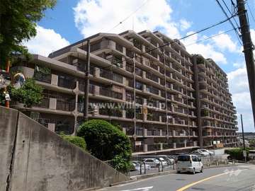 千里台スカイハイツC棟の外観（北西側から）