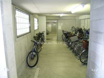 駐輪場（屋内）