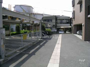 敷地内駐車場