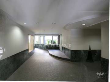 エントランスホール