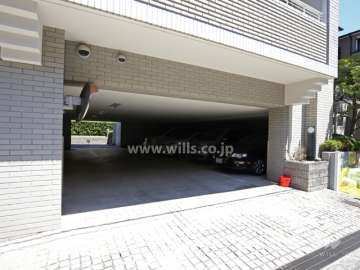 敷地内駐車場（屋内平面式）