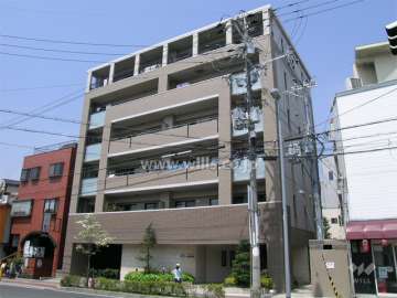 東急ドエルアルス豊中南桜塚の外観（南東側から）