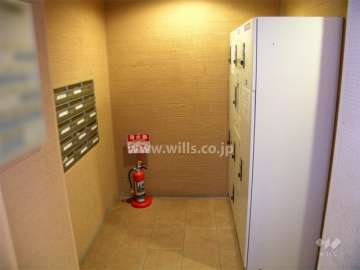 宅配ボックスと共用ポスト