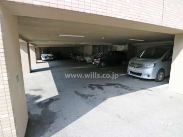 敷地内駐車場(屋外平面式)