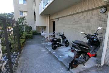 バイク置場