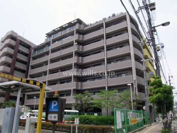プロパレス豊中南アバースの外観（南東側から）