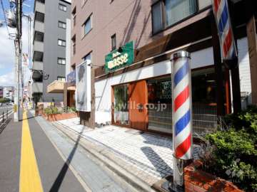 1階に店舗部分があります。