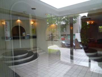 エントランスホール