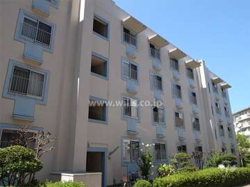 府公社千里津雲台団地A-20棟の外観（北側から）