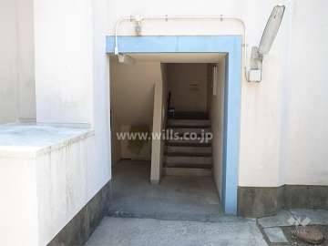 住戸入口（共用ポスト）