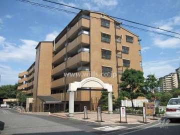 ライオンズマンション吹田新芦屋の外観(西側から)