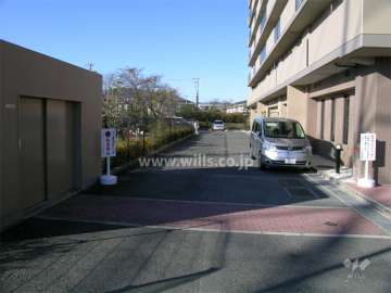 駐車場入り口