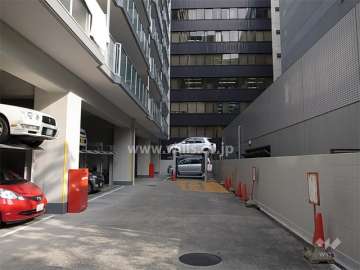 敷地内駐車場（機械式）