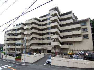 千里丘ロイヤルハイツの外観(北から)