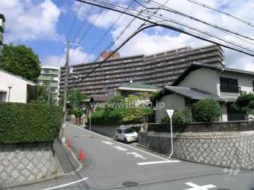 千里ガーデンハイツの外観（南側から）