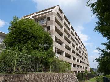 ネバーランド千里古江台の外観（南西側から）