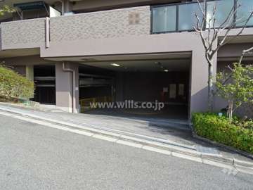 駐車場の出入り口
