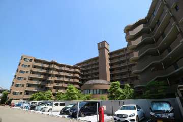 宝塚ロジュマンの外観（北西側から）