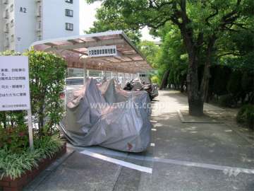 バイク置き場