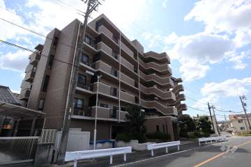 新瀬戸パークホームズの外観（北東側から）