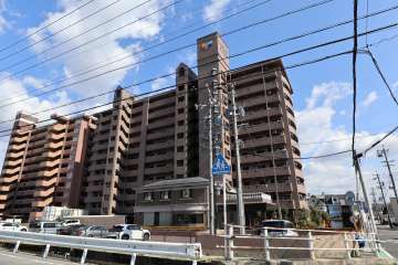 レインボー第２尾張瀬戸の外観（北西側から）