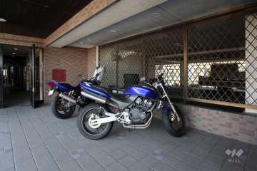 バイク置場