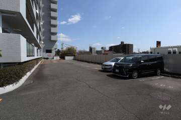 敷地内駐車場（屋外平面式）