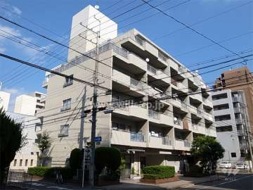 チサンマンション第６江坂の外観（南西側から）