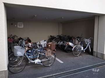 駐輪場、バイク置き場