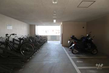 駐輪場、バイク置場