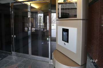 オートロックの操作盤、案内板