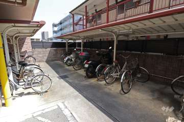 駐輪場、バイク置場