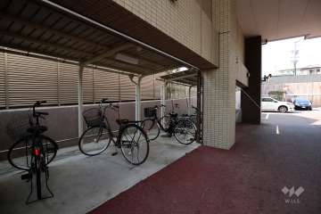 駐輪場、バイク置場