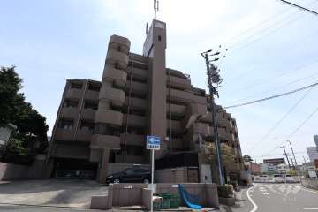 ライオンズマンション大府第2の外観（北側から）