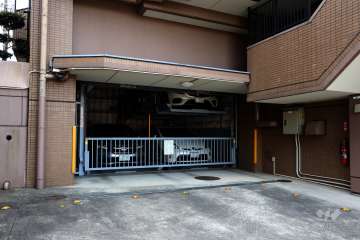 敷地内駐車場（屋内機械式）