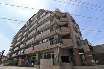 ライオンズマンション大府の外観（北東側から）