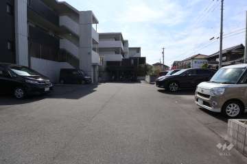 敷地内駐車場（屋外平面式）