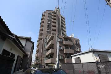 フレスト大府共栄町の外観（北東側から）