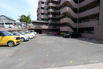 敷地内駐車場（屋外平面式）