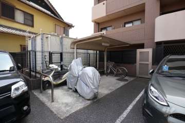 駐輪場、バイク置場
