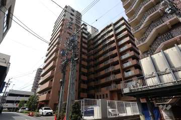 サンマンションアトレ大府駅前の外観（北東側から）