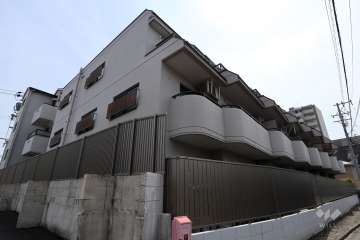 グローリアス大府第２の外観（北西側から）