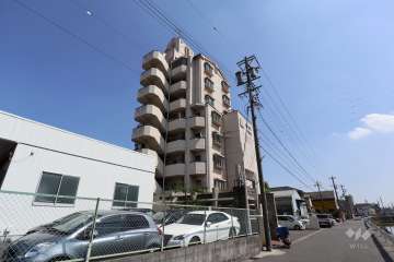 グローリアス共和第２の外観（北西側から）