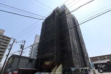 グローリアス共和の外観（北西側から）※2022年12月現在、大規模修繕中