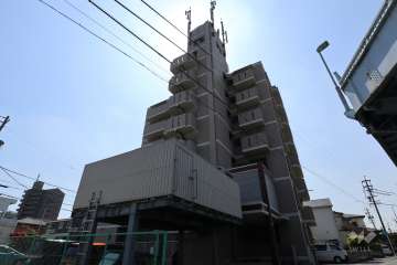 アベニュー共和の外観（北西側から）