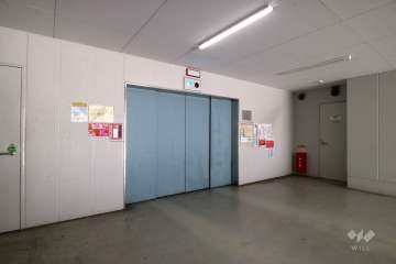 敷地内駐車場（タワー式立体）