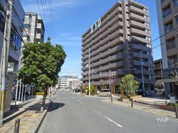デュアル江坂ドゥーエの遠景