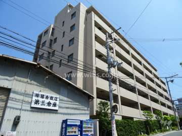 コスモ吹田片山公園の外観（南西側から）