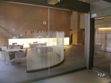 ホテルライクなエントランスホール